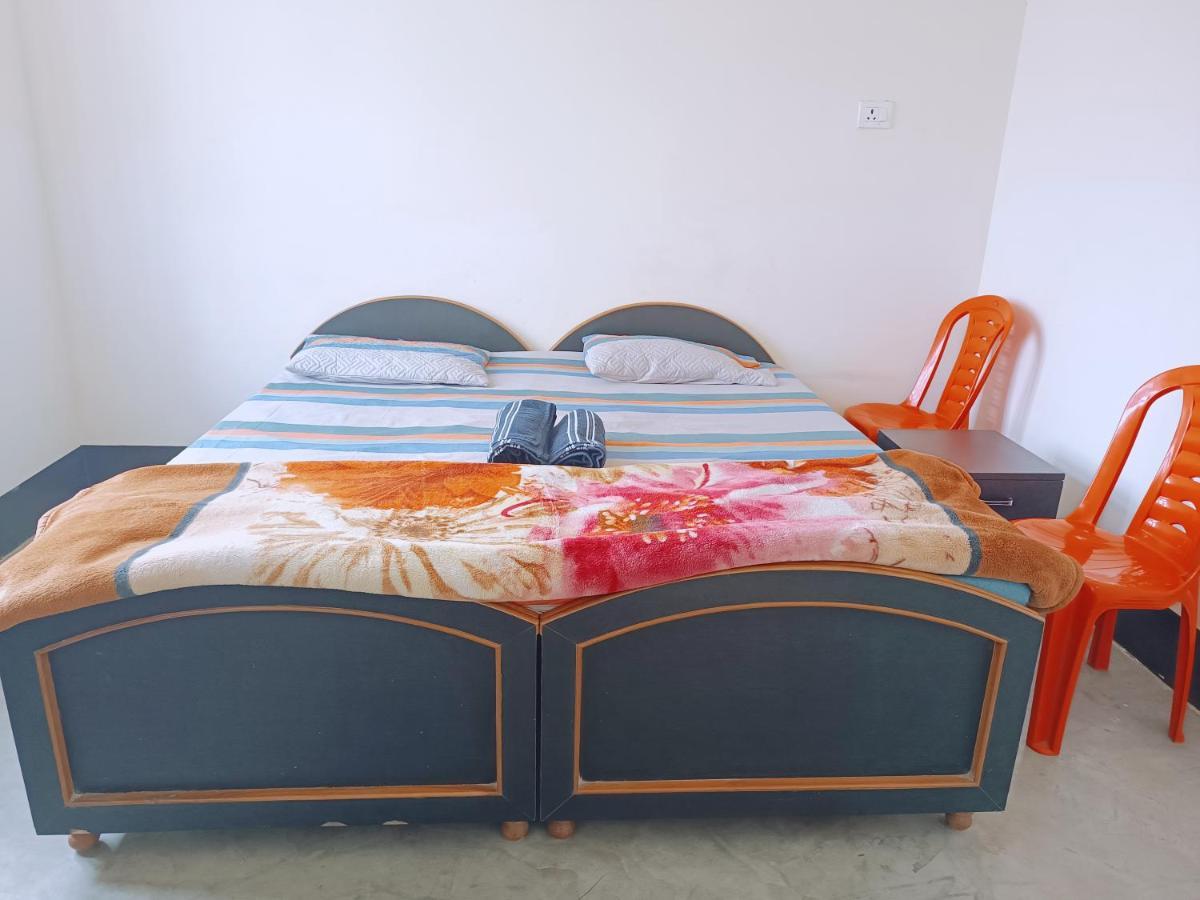 Kushinagar Kamla Guest House מראה חיצוני תמונה