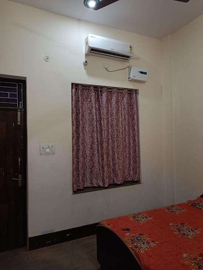 Kushinagar Kamla Guest House מראה חיצוני תמונה